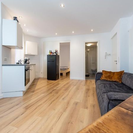 Heimat Living Like A Local Apartamento Silandro Exterior foto