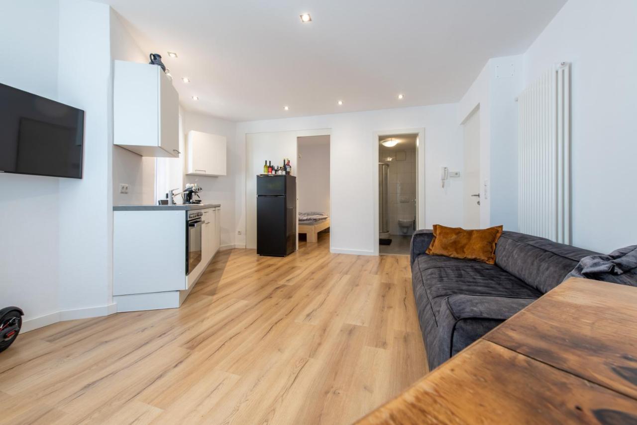 Heimat Living Like A Local Apartamento Silandro Exterior foto