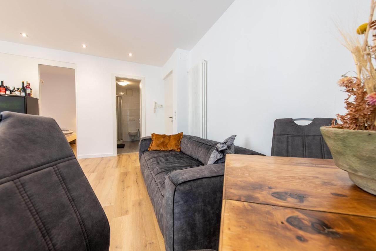 Heimat Living Like A Local Apartamento Silandro Exterior foto