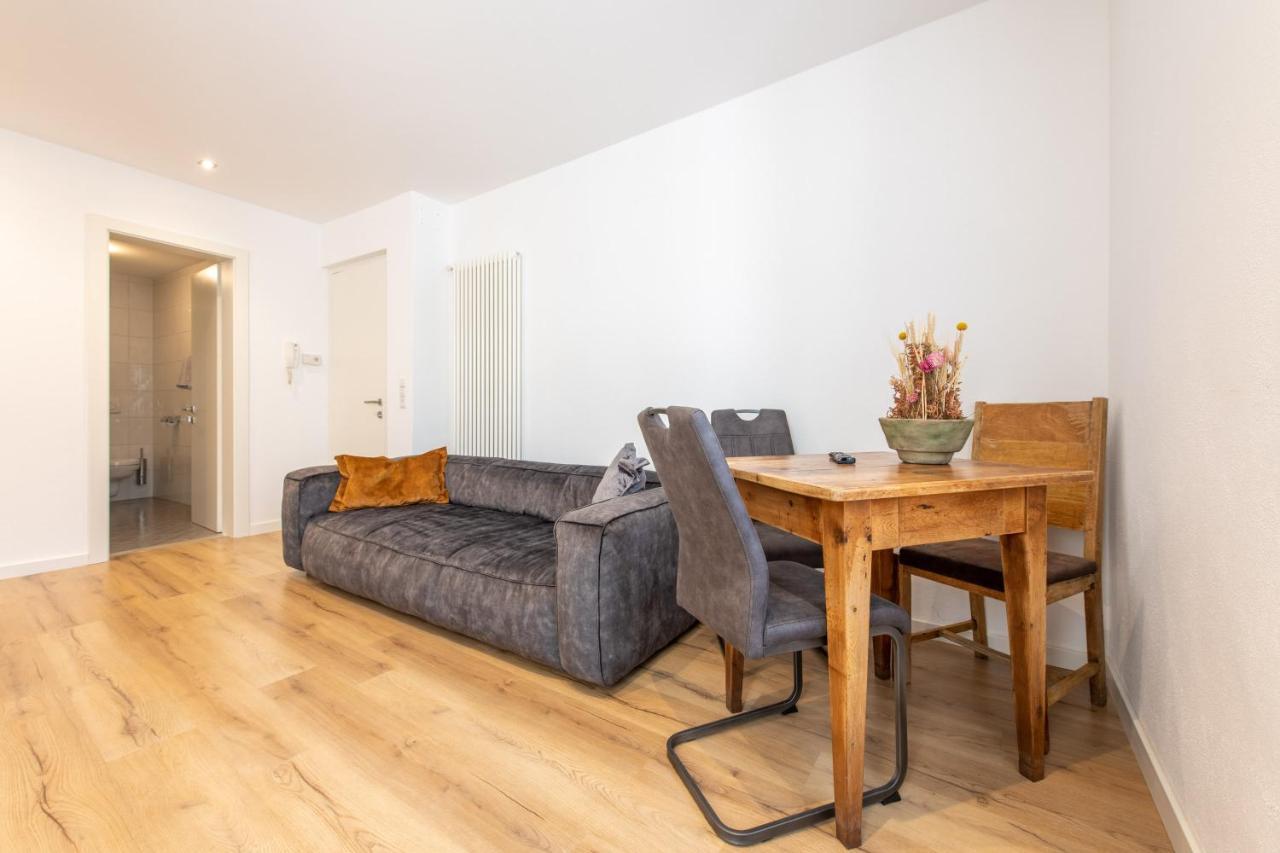 Heimat Living Like A Local Apartamento Silandro Exterior foto