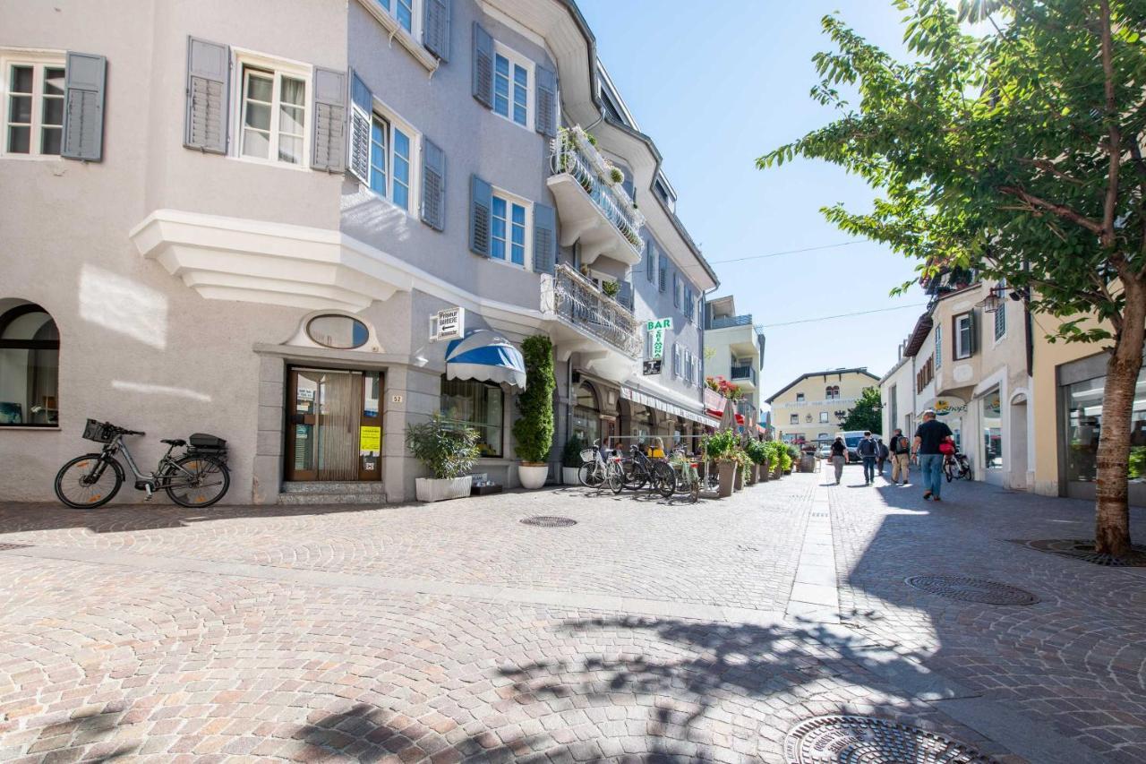 Heimat Living Like A Local Apartamento Silandro Exterior foto